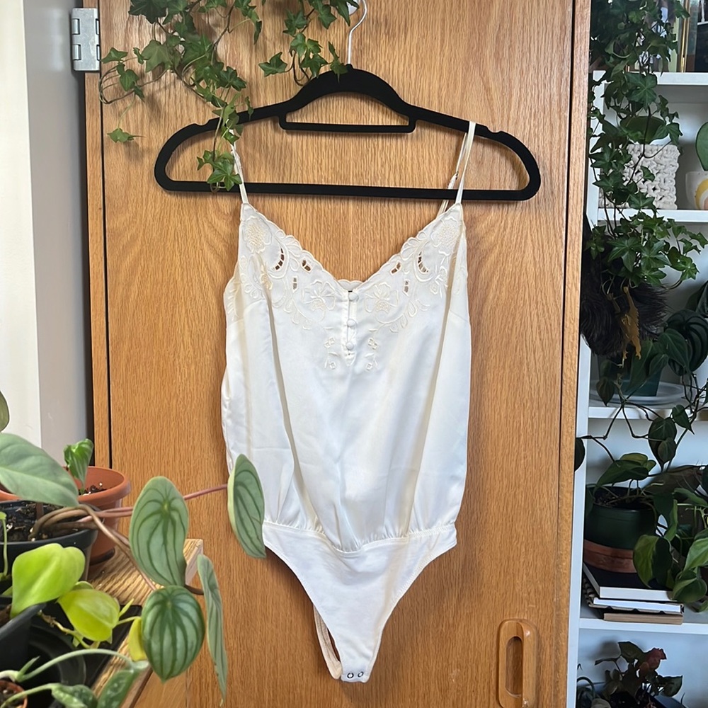A& F body suite